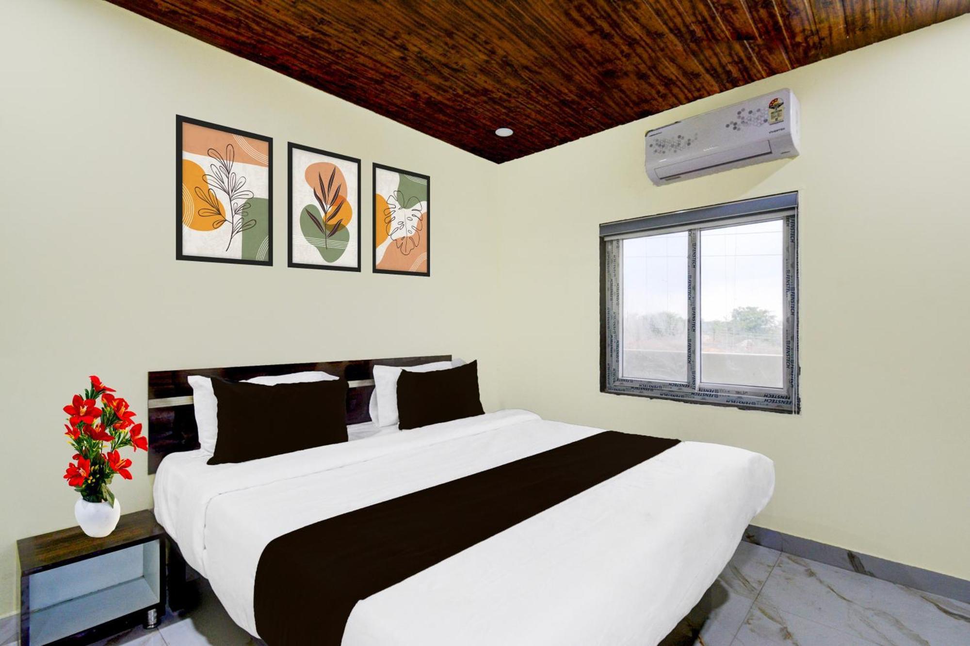 Super Collection O Srisailam Highway Hotel Shamshabad Ngoại thất bức ảnh