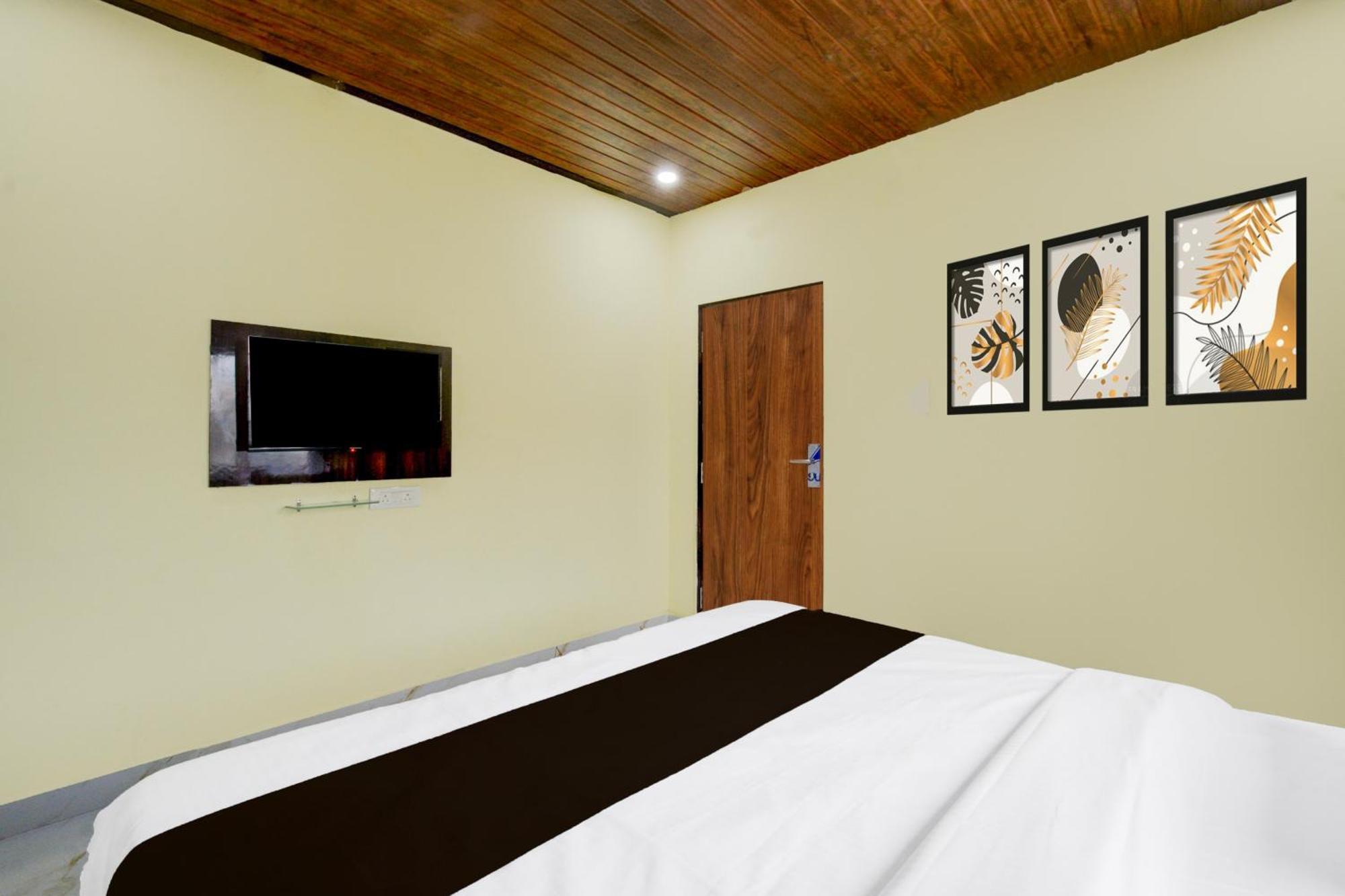 Super Collection O Srisailam Highway Hotel Shamshabad Ngoại thất bức ảnh